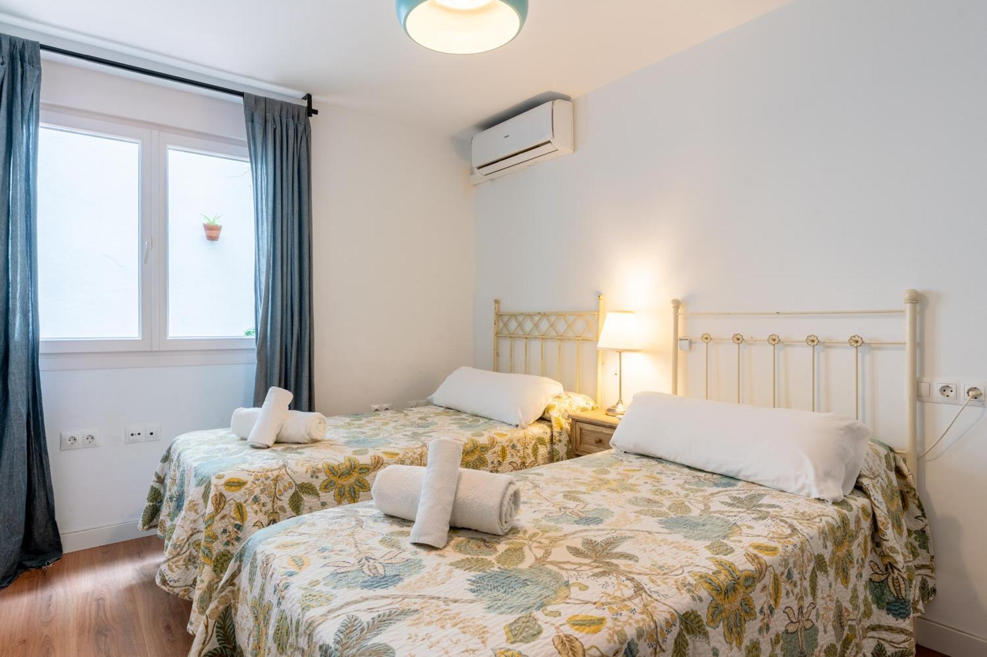Sn Parking Incluido 4Bd 2Bth Excelente Ubicacion Apartman Sevilla Kültér fotó