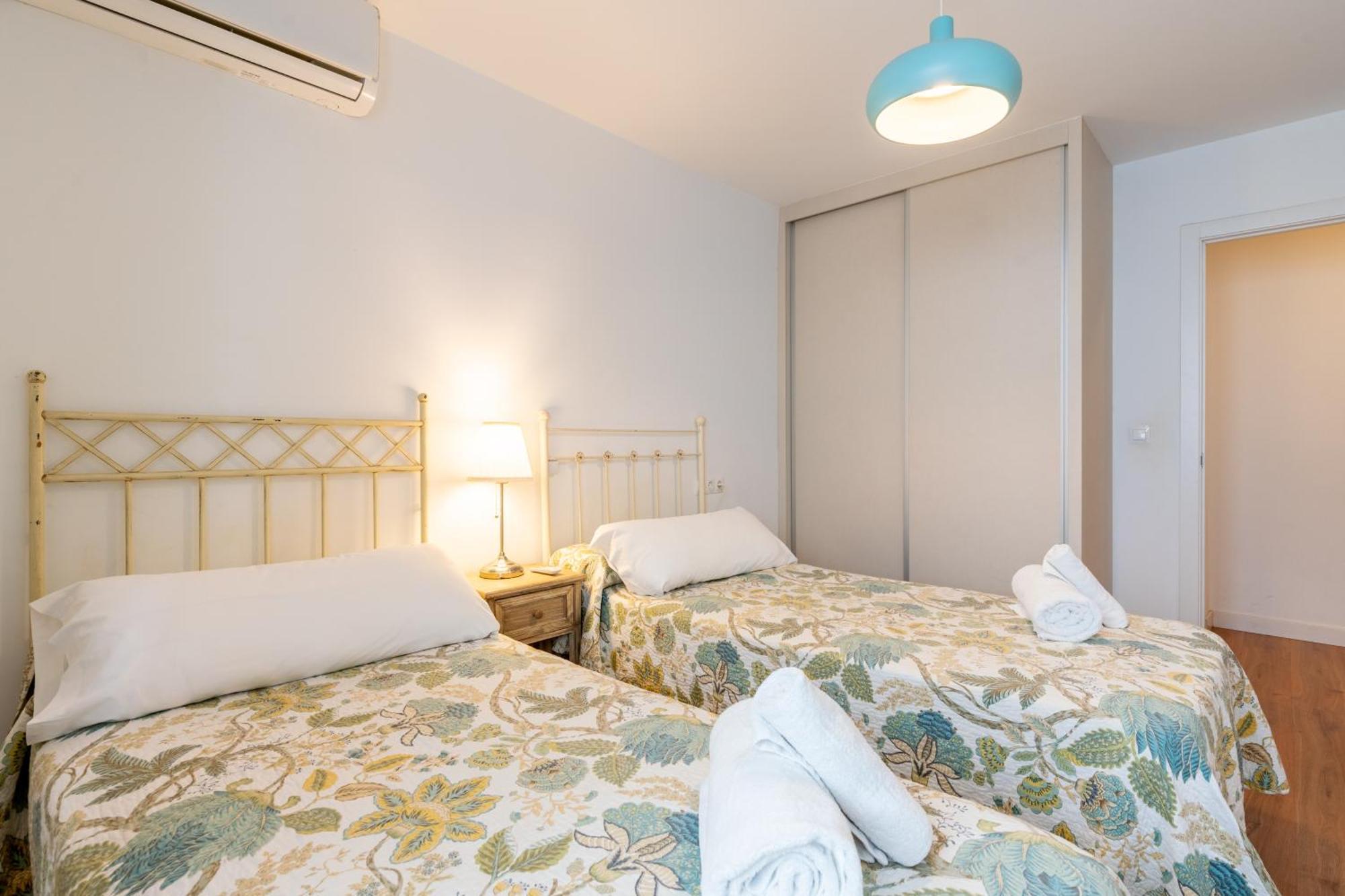 Sn Parking Incluido 4Bd 2Bth Excelente Ubicacion Apartman Sevilla Kültér fotó