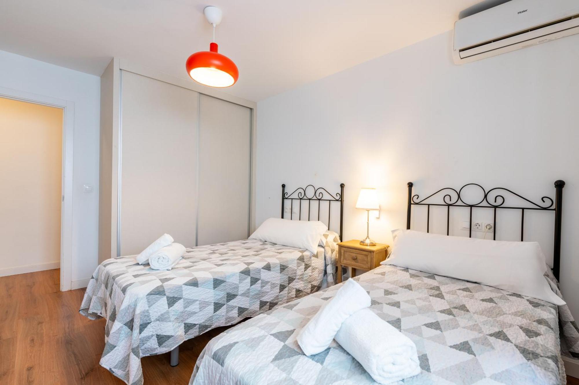 Sn Parking Incluido 4Bd 2Bth Excelente Ubicacion Apartman Sevilla Kültér fotó