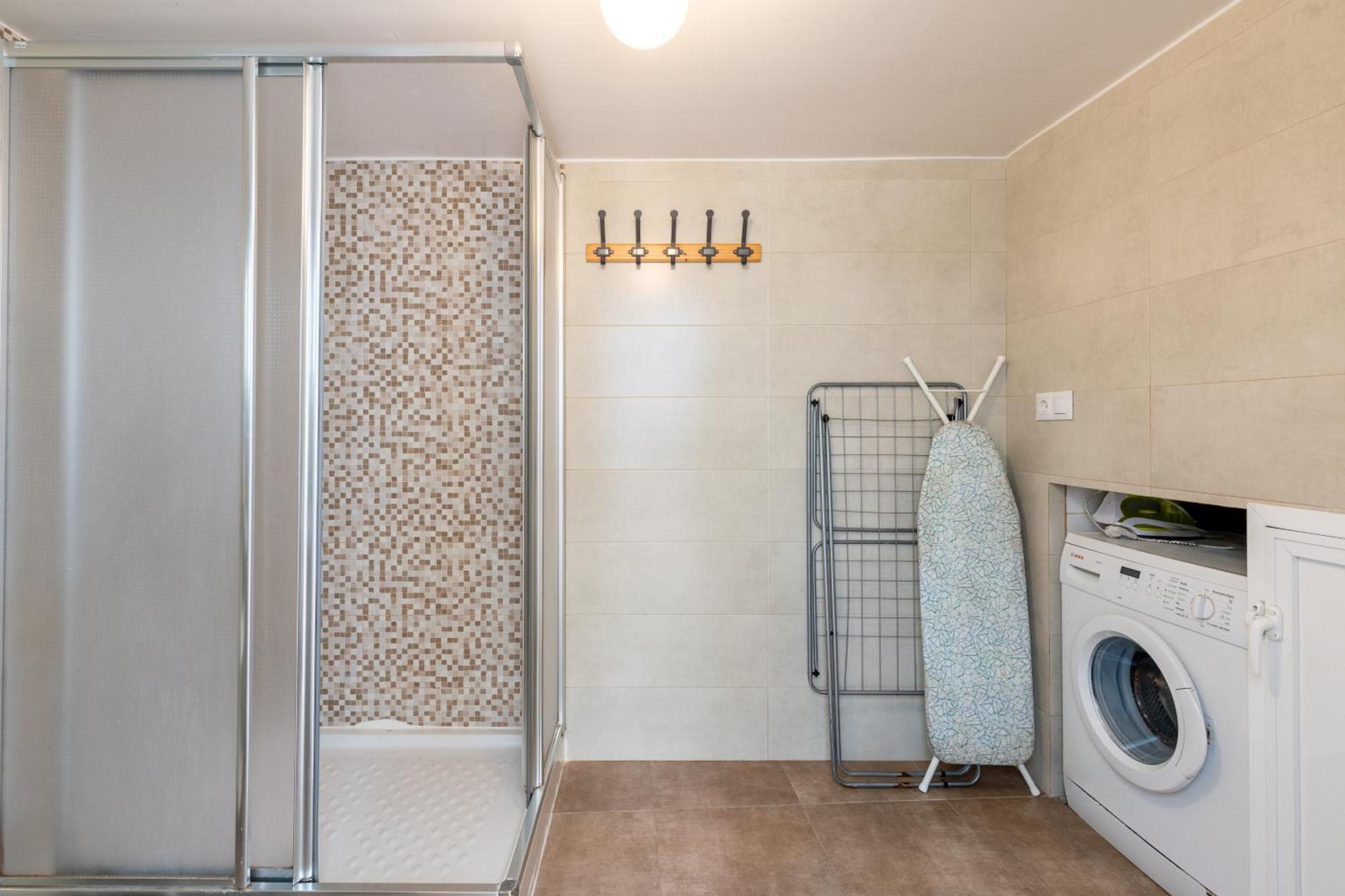 Sn Parking Incluido 4Bd 2Bth Excelente Ubicacion Apartman Sevilla Kültér fotó